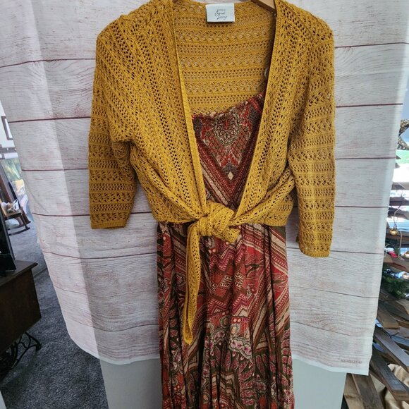 Phool Multi Colored Dress with sweater - Picture 3 of 3